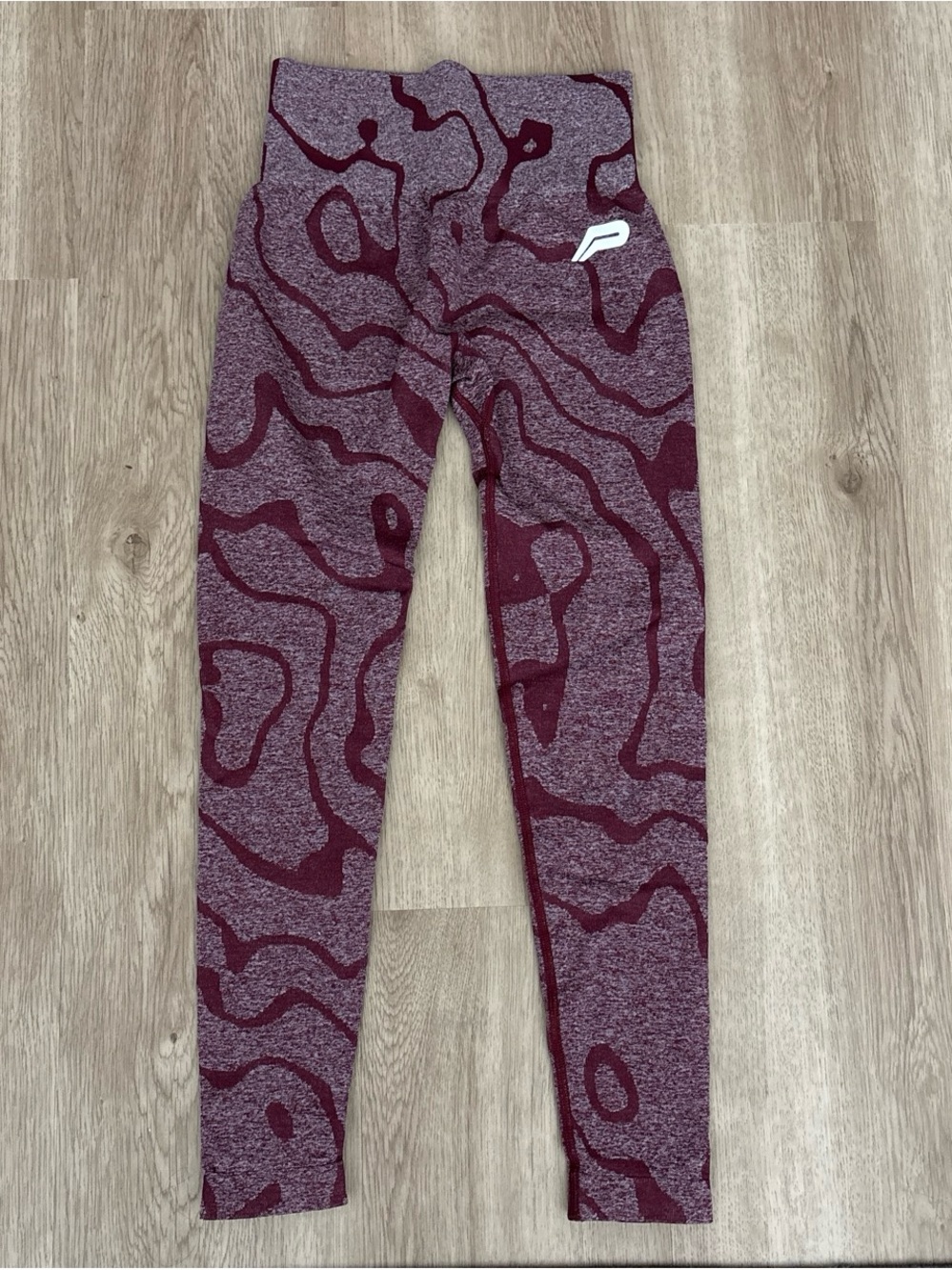 NEW PURSUE FITNESS WORKOUT SEAMLESS BURGUNDY LEGGING